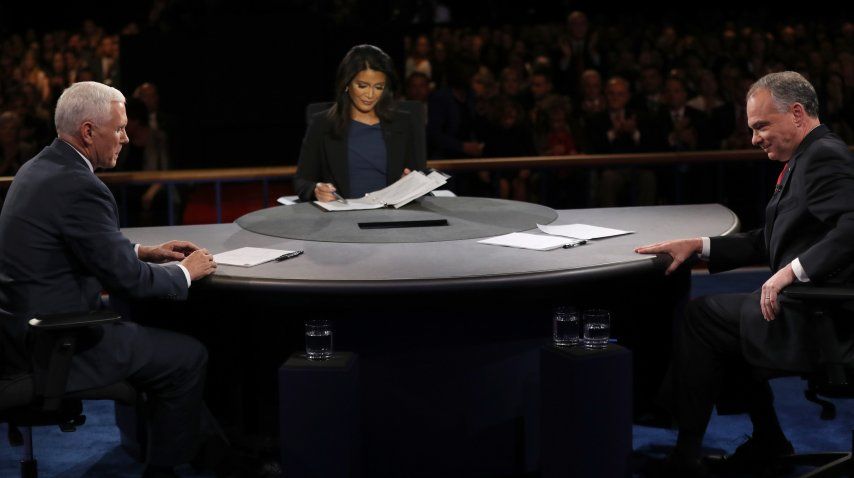 <p> Tim Kaine y Mike Pence en el debate de candidatos a vicepresidentes de Estados Unidos</p><p></p>