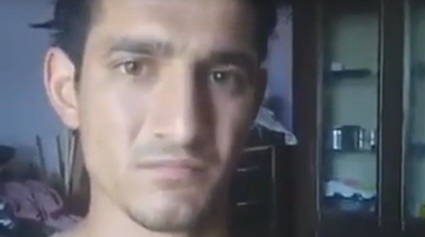 <i> Erdogan Cerén segundos antes de dispararse</i><br>