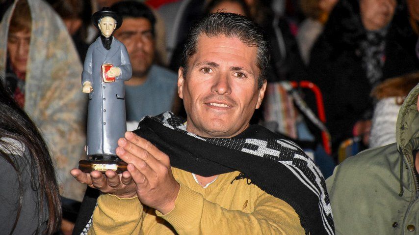 <p> Así acompañaron los fieles la canonización de Brochero en Córdoba.</p>