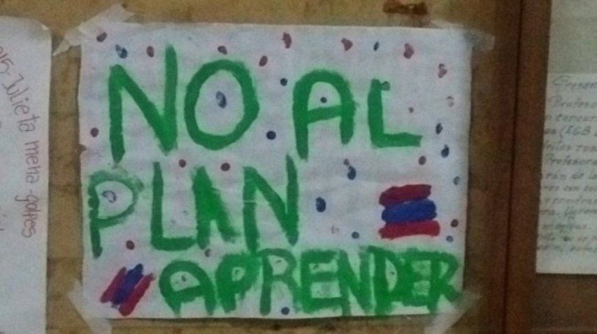 Alumnos tomaron escuela ENAM. Imagen de Twitter