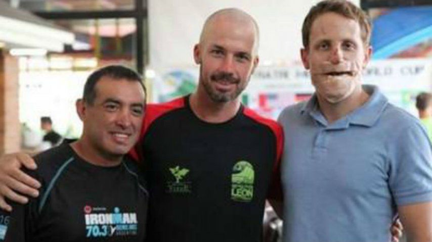 Un deportista tucumano le reconstruyó la cara a un rival en medio de una carrera.