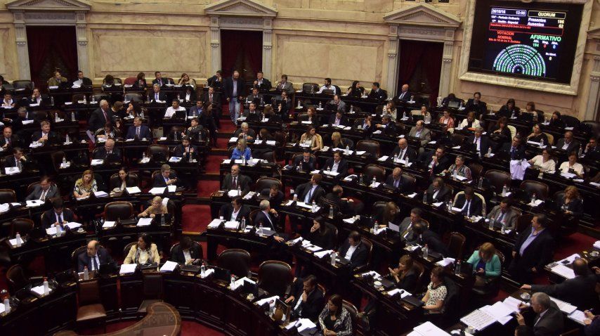 Cambiemos decidió no dejar caer la sesión especial que ya tenía prevista y el debate fue convocado con un temario que incluyó proyectos menores.