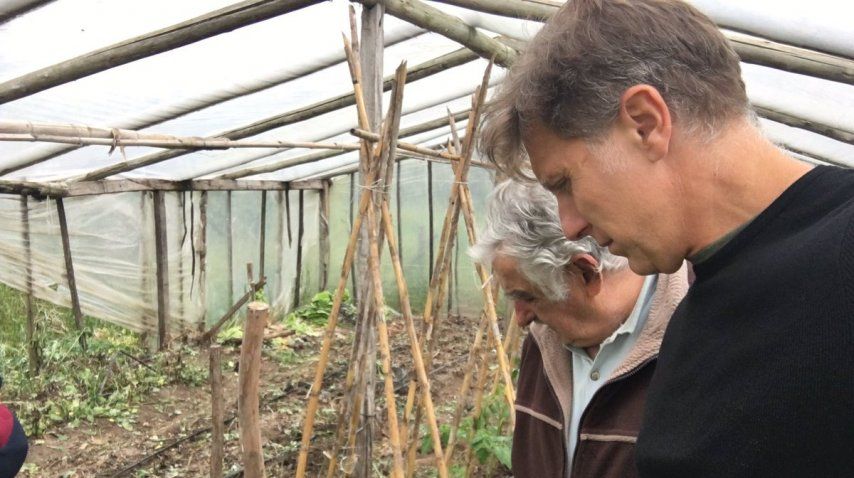 Pepe Mujica y Alejandro Fantino en la previa de la entrevista