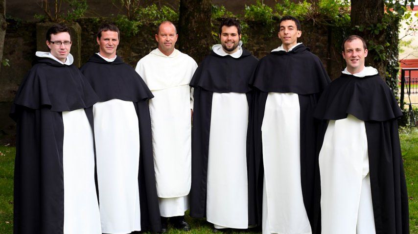 El jugador Philip Mulryne recibió la llamada de la Iglesia cuando colgó los botines en 2008<br><br>