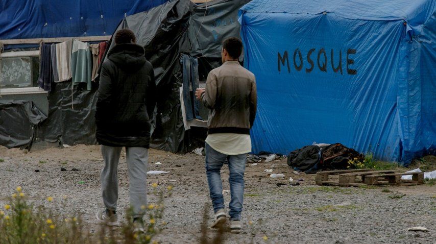 Desalojo del mayor campamento refugiados en París