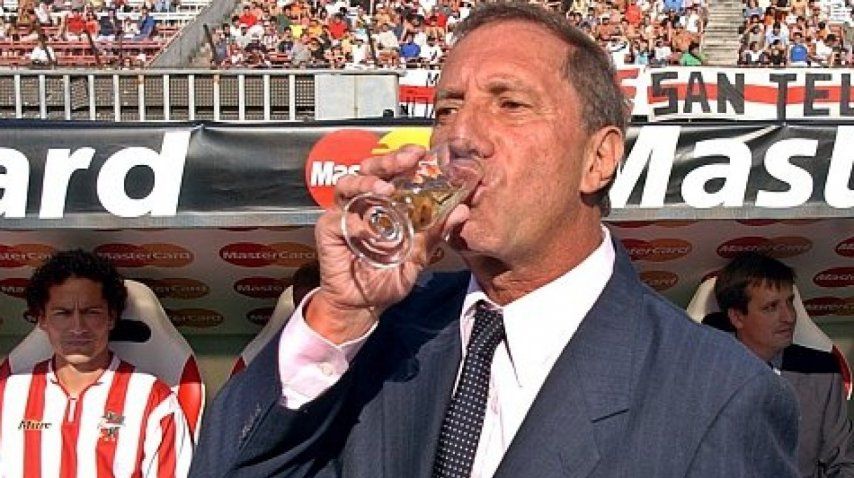 Carlos Bilardo puso a Riquelme de titular ante Unión en la Bombonera<br>