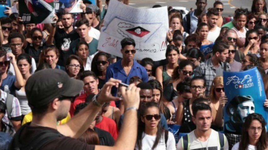 Los cubanos lloran la muerte de Fidel Castro