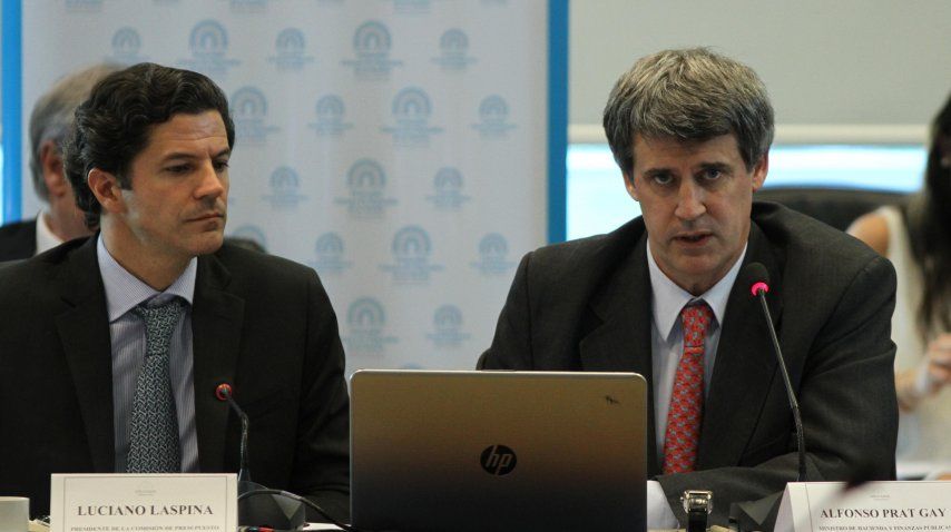 Alfonso Prat Gay defendió el proyecto oficial de Ganancias<br>