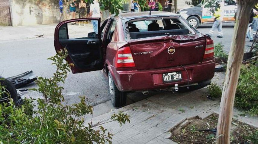 Choque y vuelco en Bahía Blanca