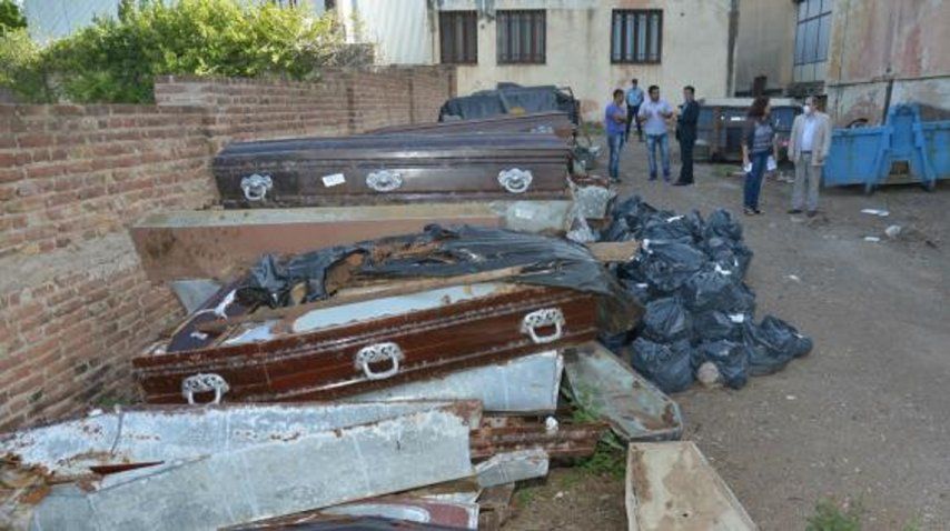 <p> Hallaron 400 cuerpos en fosas clandestinas de Córdoba</p><p></p>