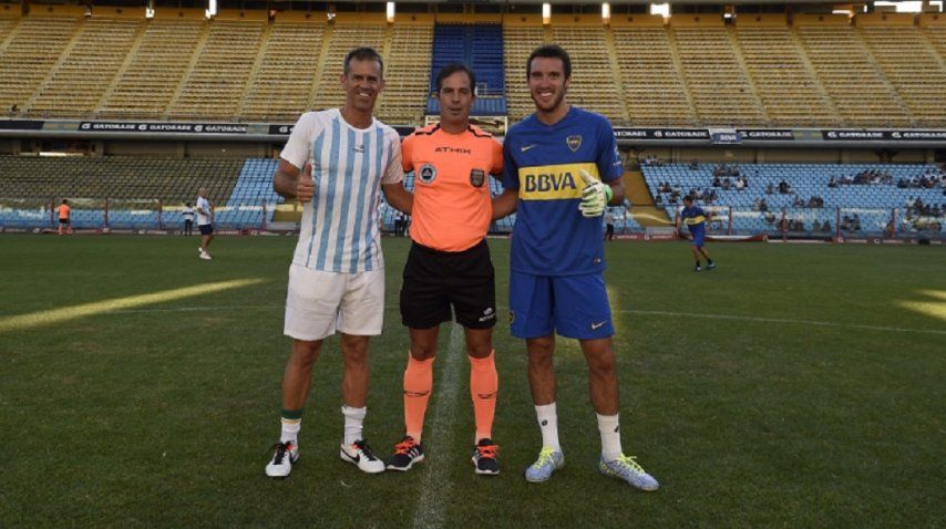 Orsanic posa junto a Leo Mayer en la foto protocolar de los