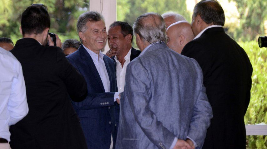 Macri recibió a la cúpula de la CGT, tras la ley de Ganancias