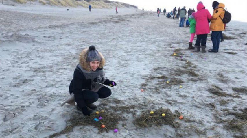 Miles de huevos kinder se vieron en la costa alemana<br>