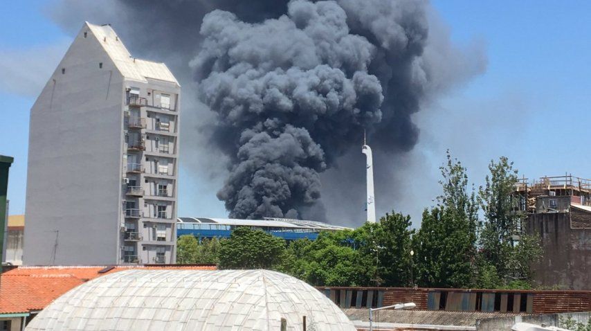 El incendio comenzó pasado el mediodía<br>