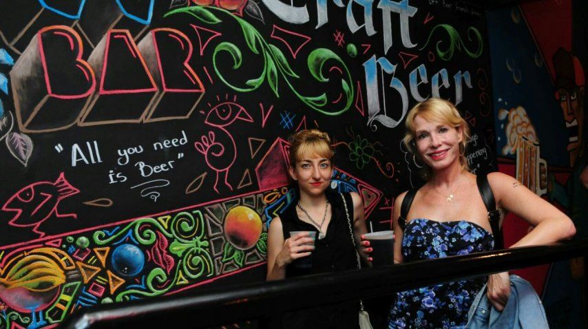 Gloria Carrá pasó por W Bar<br>