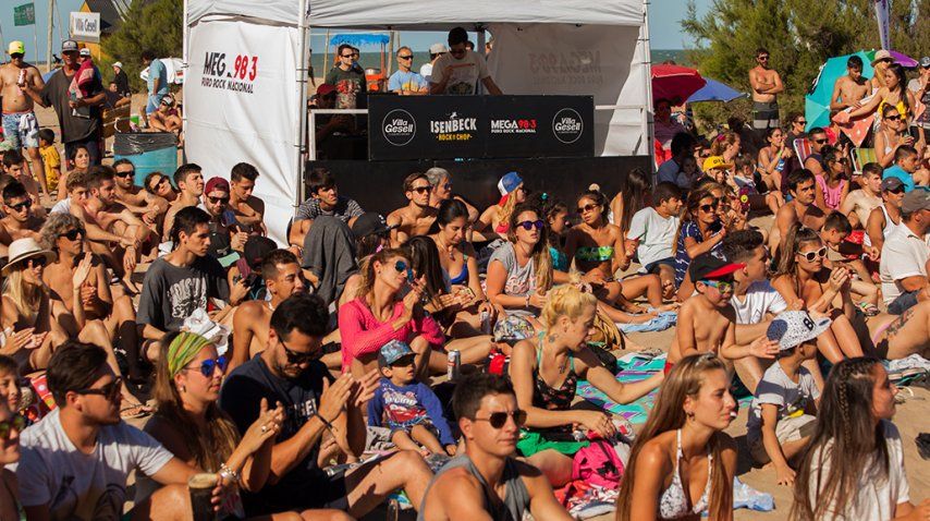 El show de Bersuit en el parador de Mega 98.3