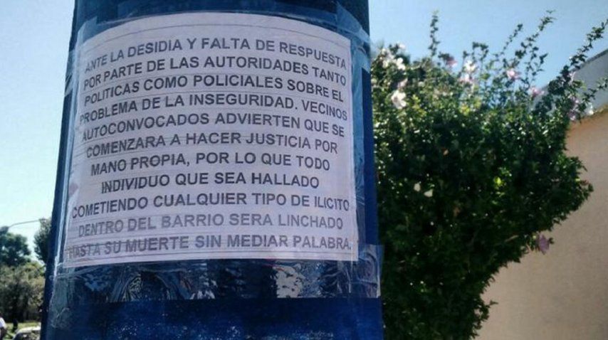 Vecinos llaman a linchar a delincuentes. Foto: <i> Cadena 3</i>.