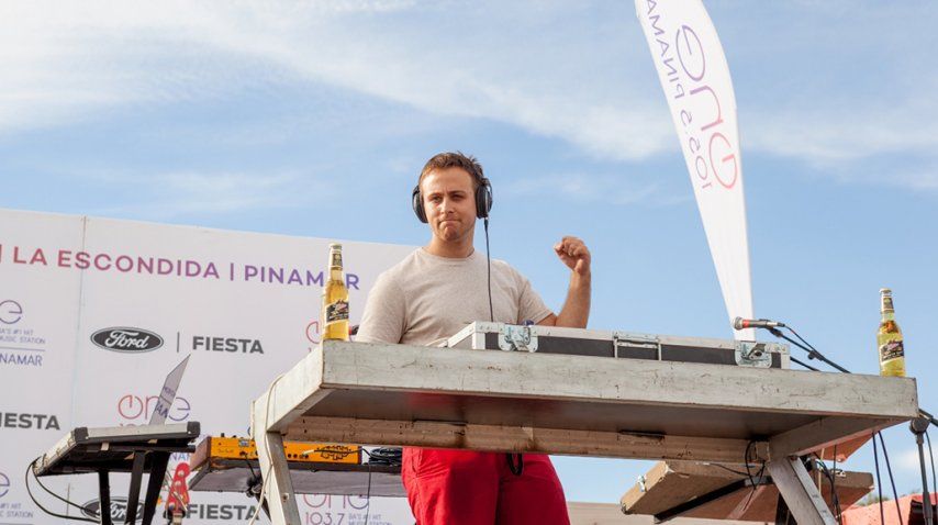 El show de Poncho en el parador de One 103.7