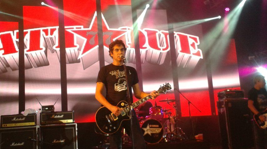 Ataque 77 en el Rock en Baradero.