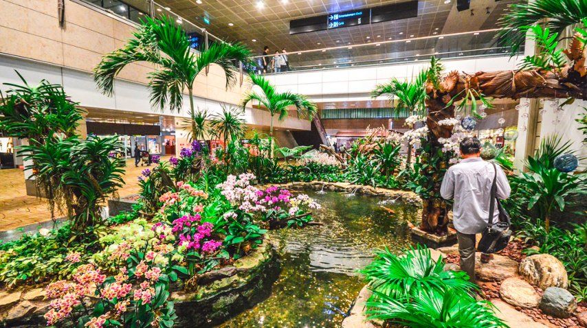 Este es el lujoso aeropuerto internacional de singapur