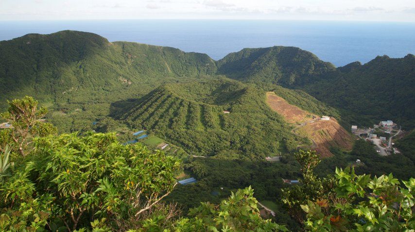 Isla volcánica de Aogashima