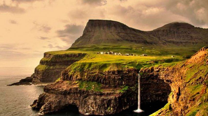 Isla volcánica de Aogashima