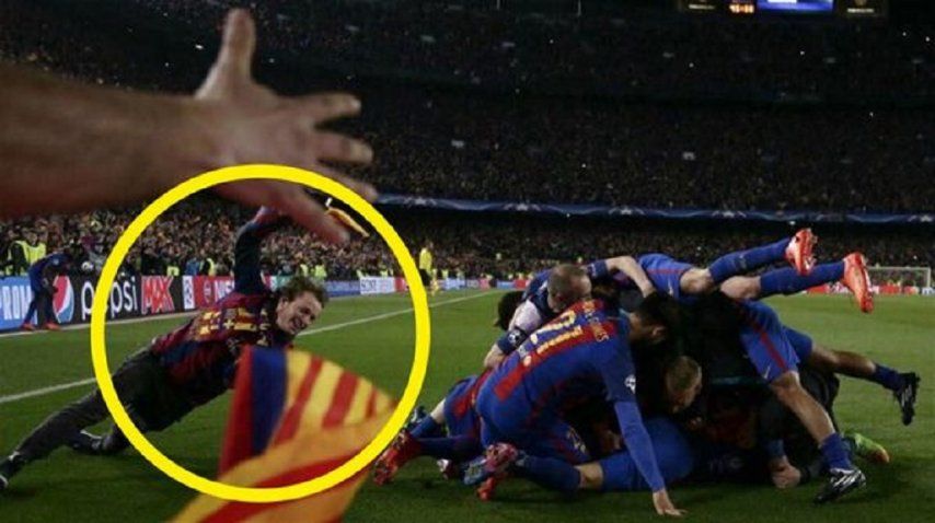 El hijo de Emilio Monzó, en la montaña de jugadores del Barcelona<br>