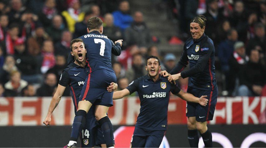 El festejo de Griezmann con sus compañeros del Atlético Madrid<br>