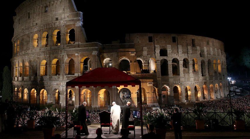 Francisco criticó la