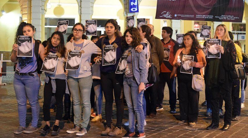 Amigas salteñas marcharon por Ornella Dottori<br>