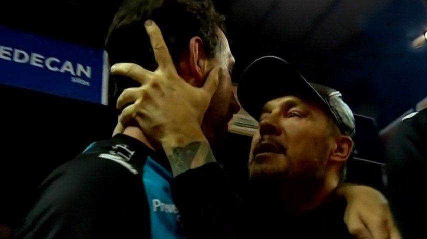 Javier Weber y Marcelo Tinelli celebrando en Bolívar<br>