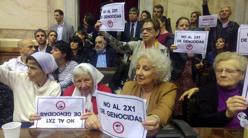 Estela de Carlotto y las Madres y Abuelas de Plaza de Mayo