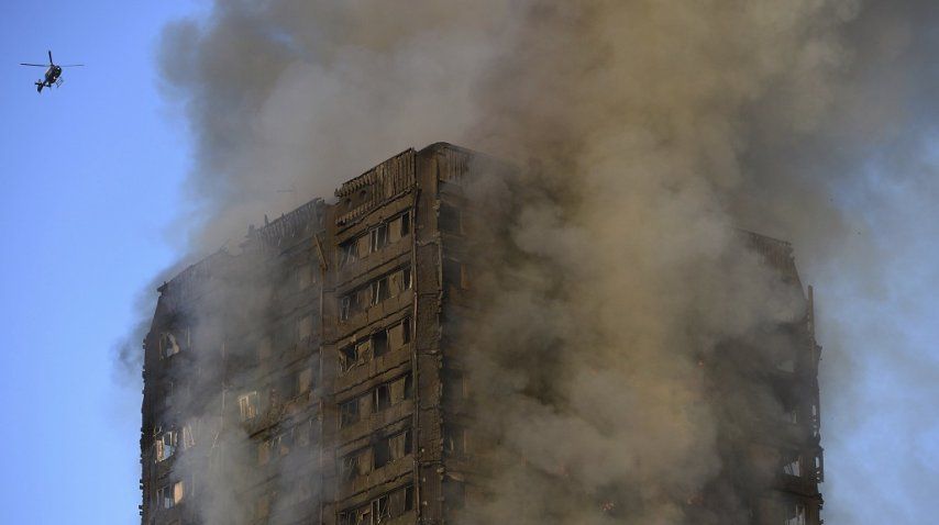 Desconocen cuántos desaparecieron tras incendio — Londres