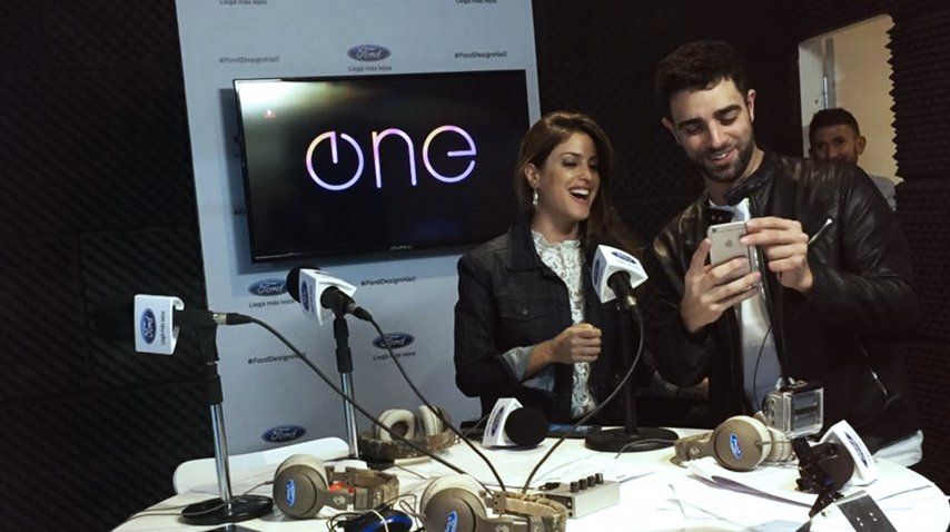 Transmisión de One en el octavo Salón del Automotor de Buenos Aires