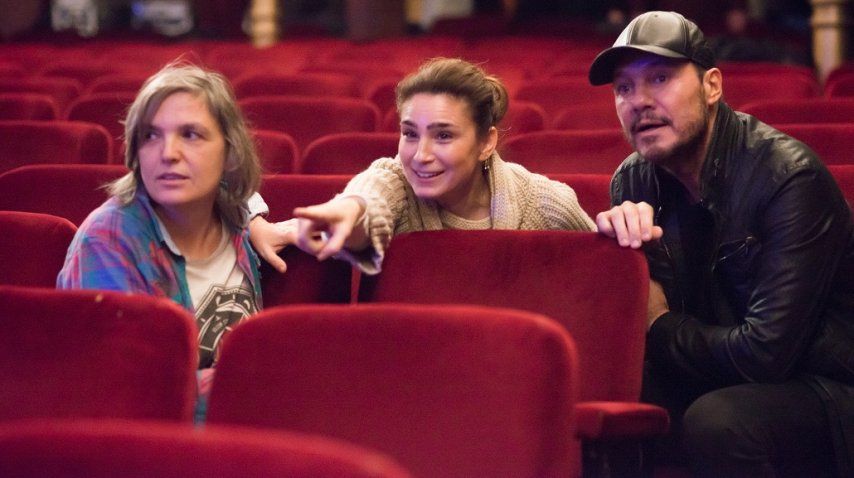 La visita de Tinelli al set de 