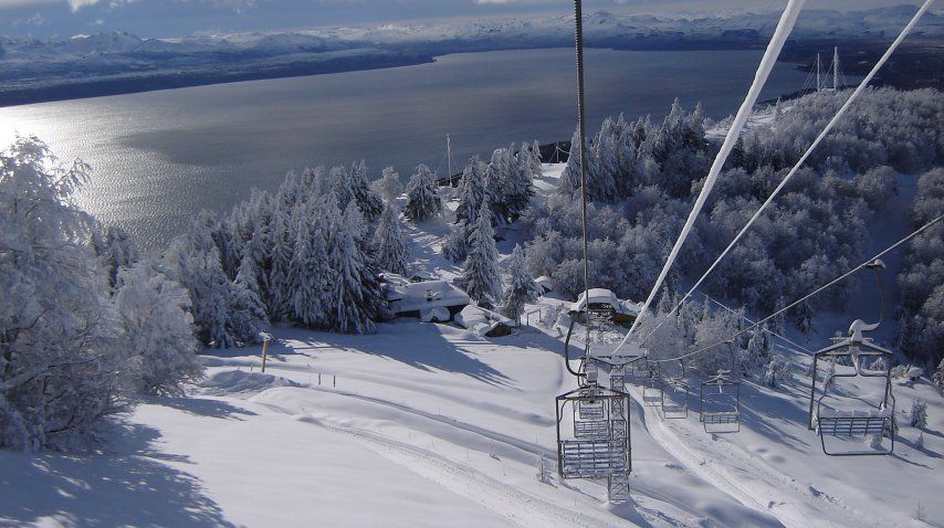 Bariloche ya está blanca y lista para recibir un aluvión de visitantes<br>