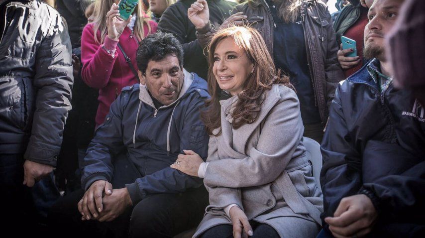 Cristina estuvo con los trabajadores despedidos de Atucha