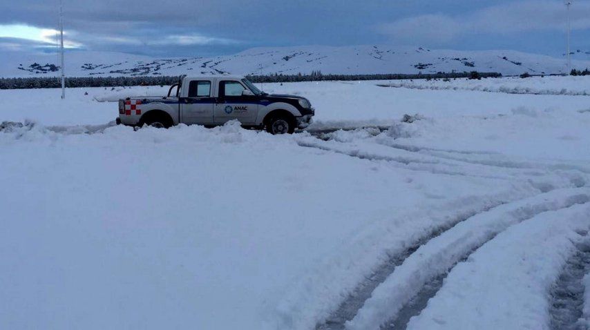 32 pasos fronterizos cerrados en la Cordillera por el temporal de nieve