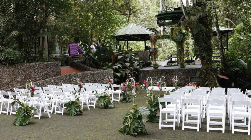 Una ceremonia rústica y a la vez elegante<br>