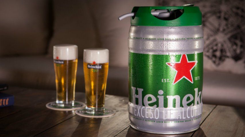 Heineken para todos: un barril del sabor de la rubia lager<br>
