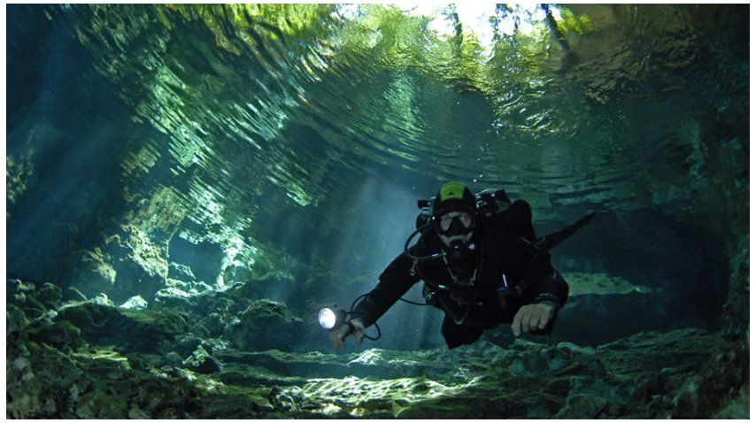 Cenote Tajma ha se encuentra a 25 kilómetros de playa del Carmén<br>
